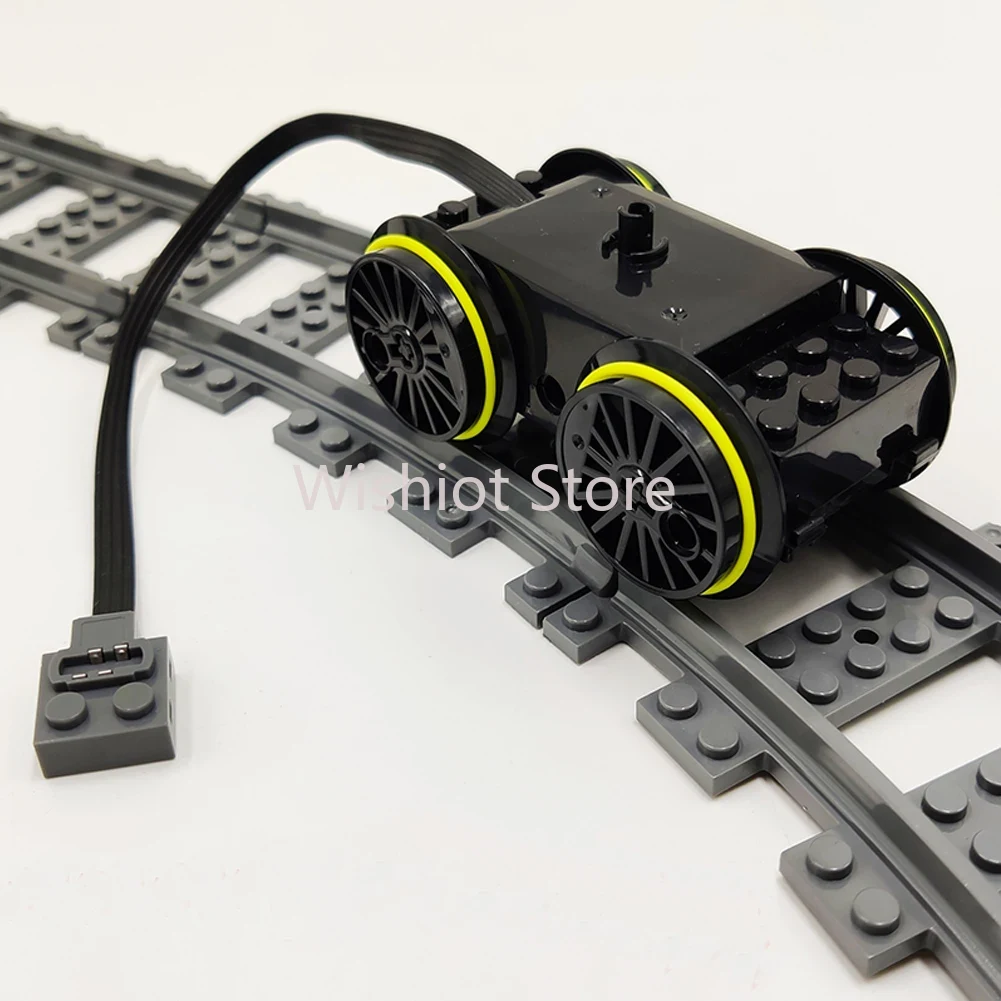 Piezas técnicas Motor de tren  - Power Tools Lego reseña y precio