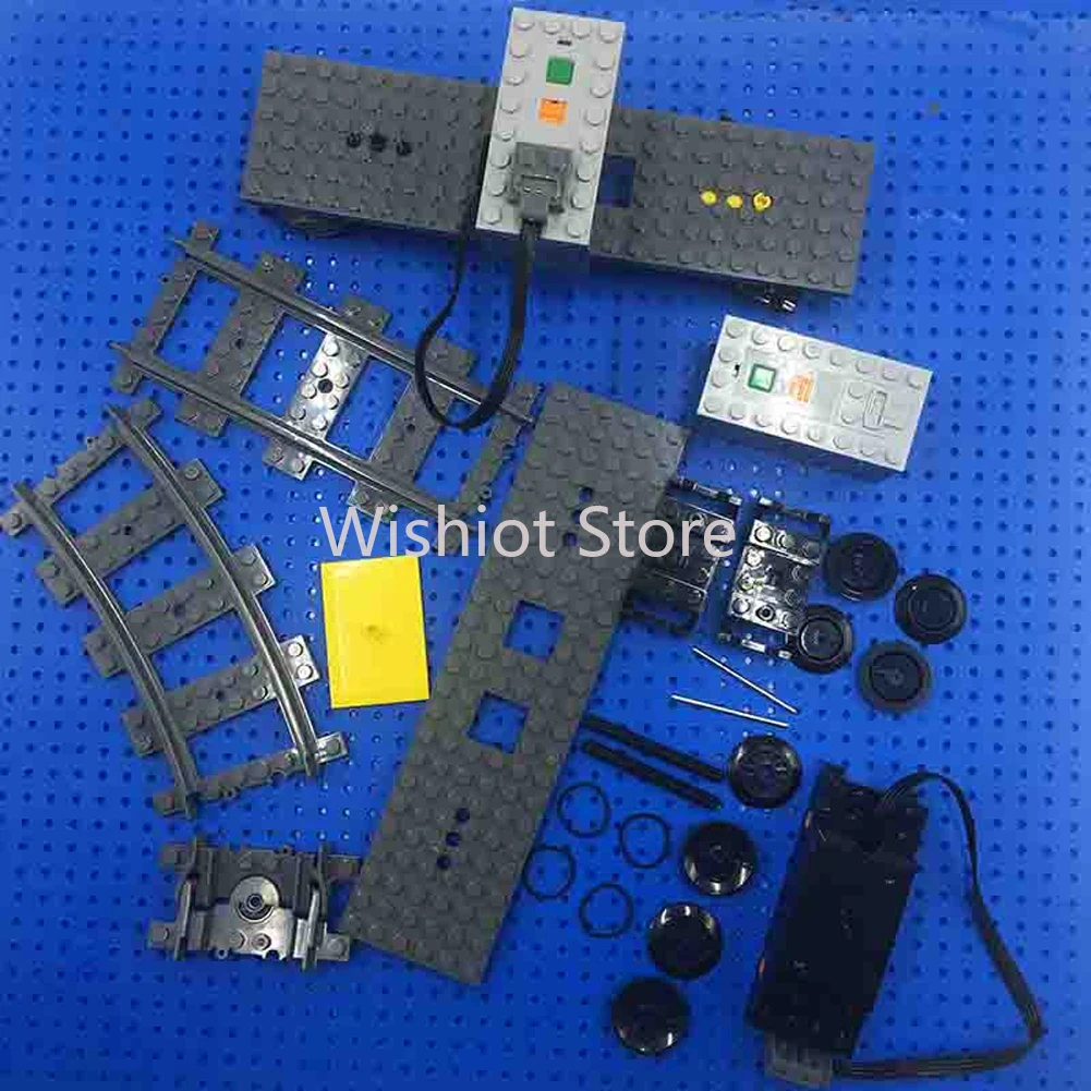 Piezas técnicas Motor de tren  - Power Tools Lego reseña y precio